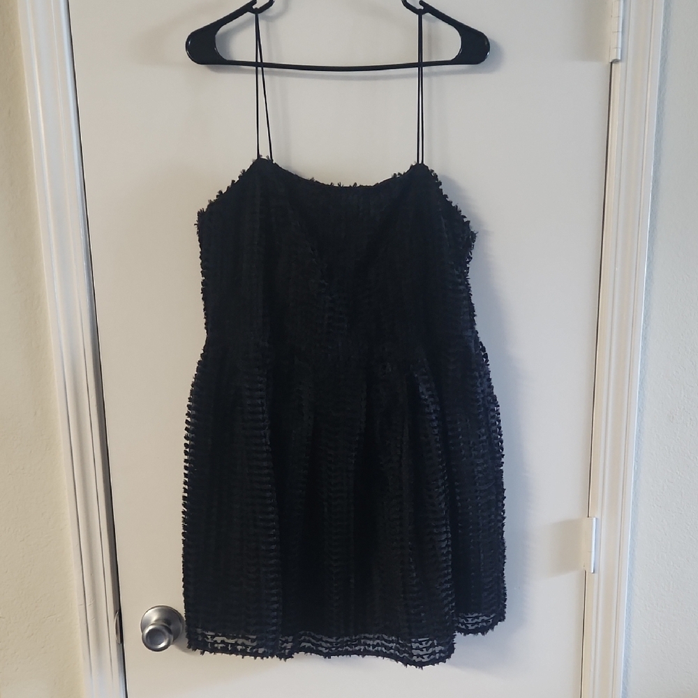 H&M Classic Black Garment